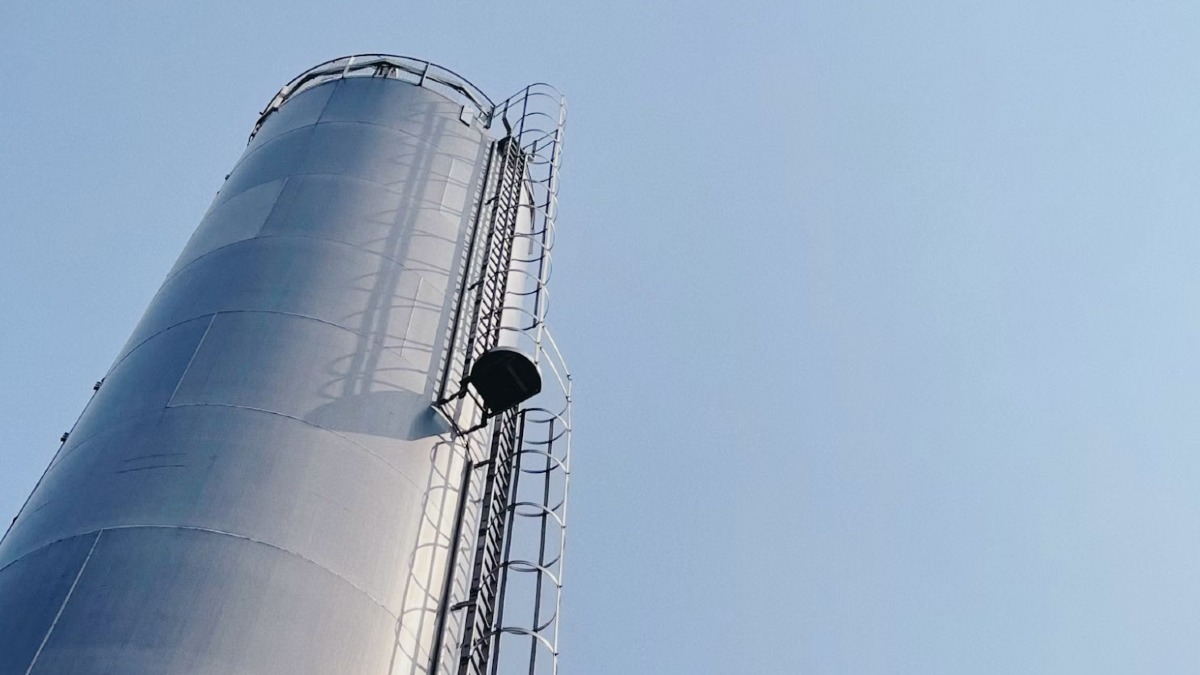 Fuoriuscita chimica dai silos, notte di terrrore nel Napoletano - 