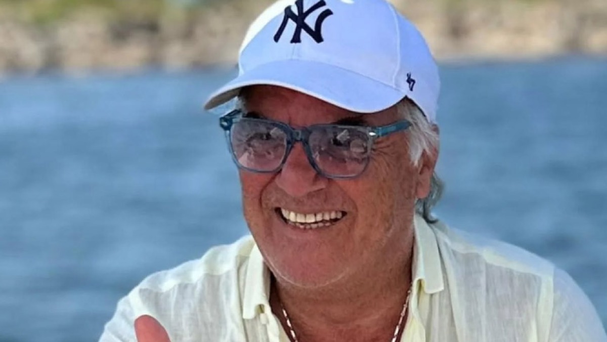 Stop al concerto di Mauro Nardi, lui si difende: "Canto solo l'amore" - 