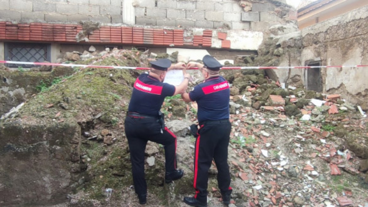 Rifiuti speciali, 5 denunciati nella Terra dei Fuochi - 