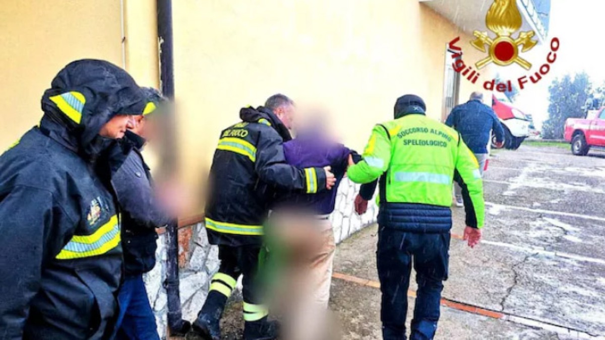 Va nel suo terreno e non torna, ritrovato dopo 9 ore - 