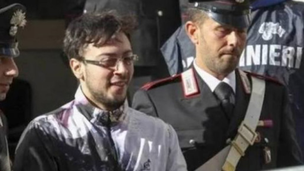 Rissa al Maximall Pompeii, catturato Valentino Gionta jr. - 