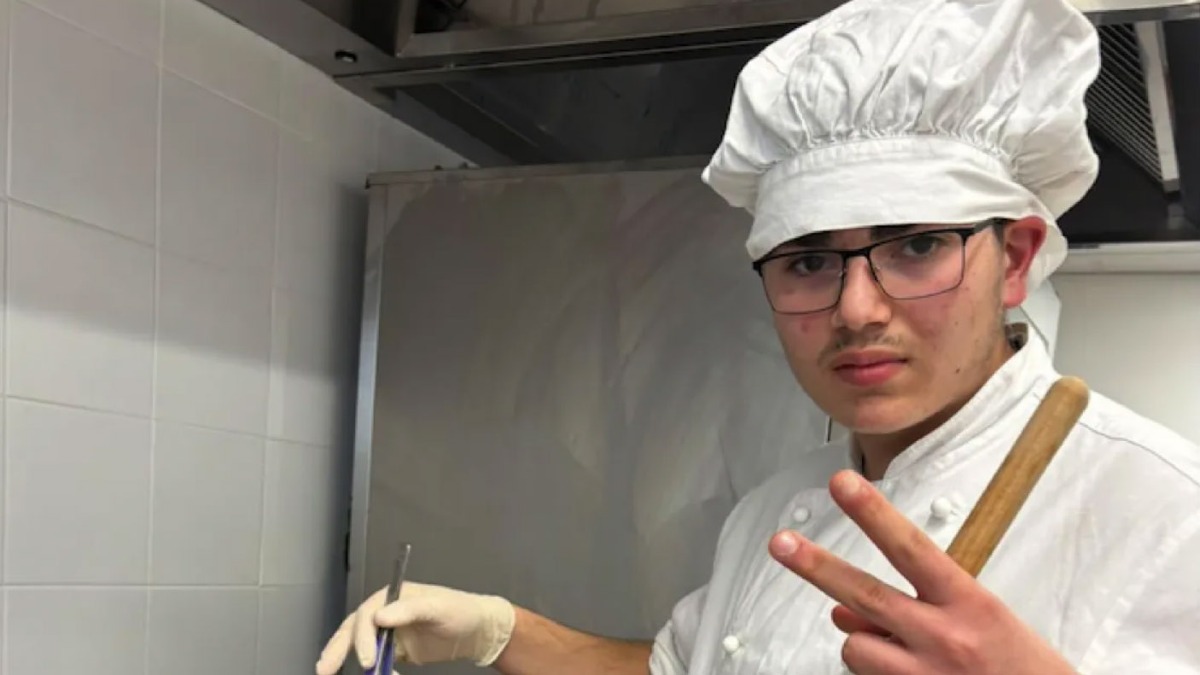 Andava a scuola, Emanuele muore in scooter a 16 anni - 