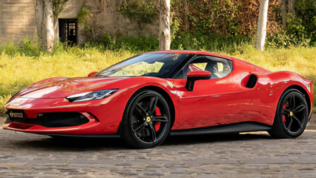 Ferrari da 400mila euro rubata in Campania - 